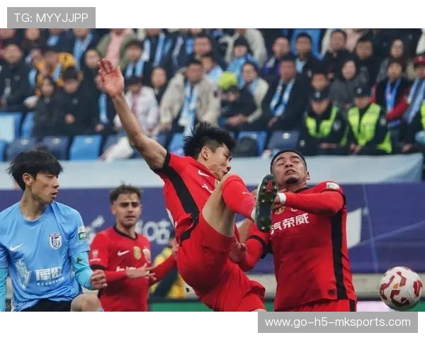 上港队医团队揭秘：三冠王靠的不是运气