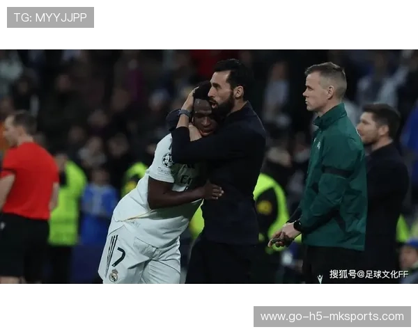 阿尔韦洛亚首秀布阵，皇马两翼推进更凶，阿尔韦勒